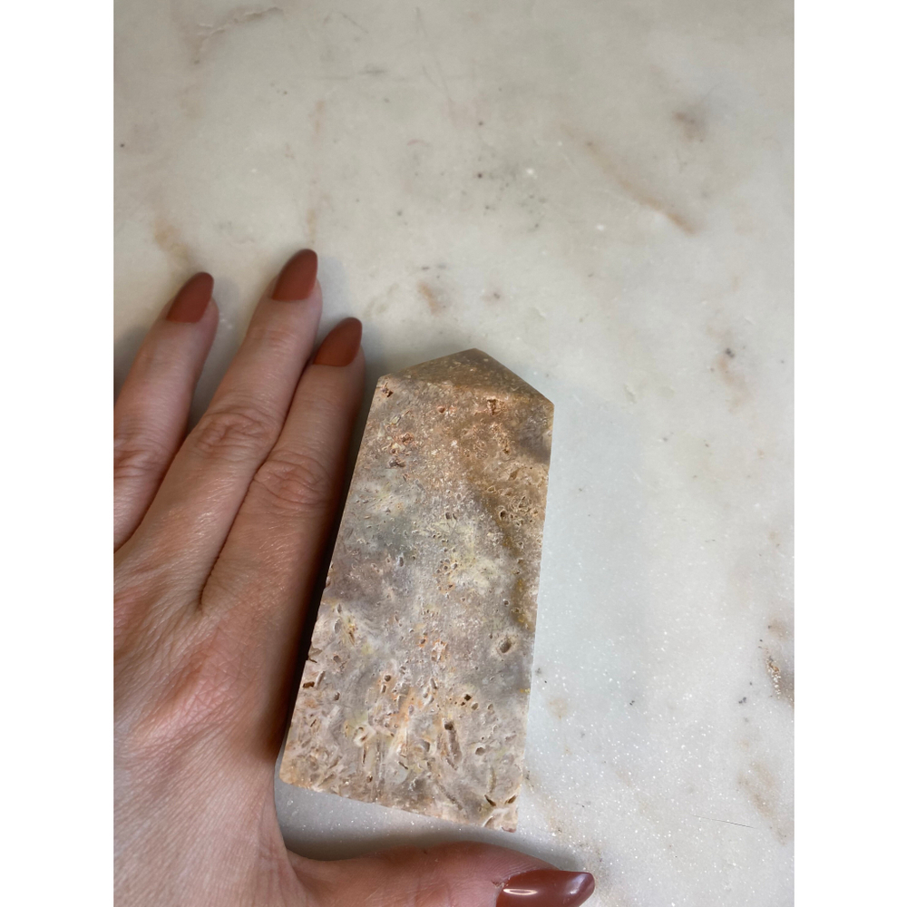 Pink amethyst tower point - Picture 6 of 10